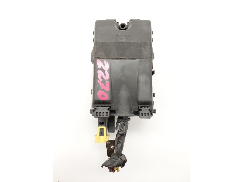 Recambio de caja reles / fusibles para peugeot 208 i (ca_, cc_) 1.2 vti 82 referencia OEM IAM 9806192580  