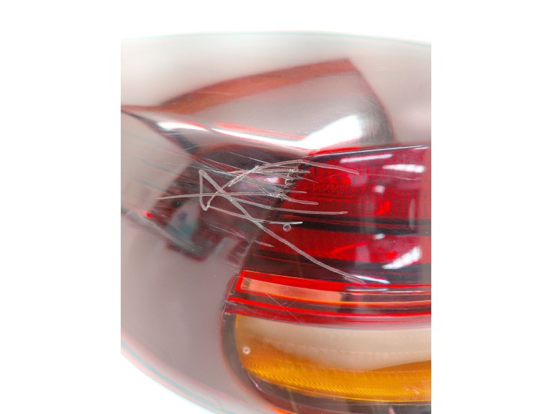 Recambio de piloto trasero izquierdo para kia ceed tourer (cd) 1.0 t-gdi referencia OEM IAM 92401J7100  
							