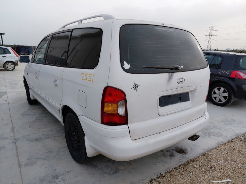 hyundai trajet (fo) del año 2000