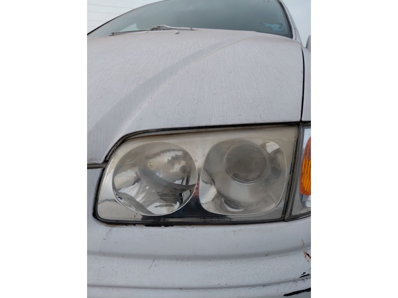 Recambio de faro izquierdo para hyundai trajet (fo) 2.0 referencia OEM IAM   