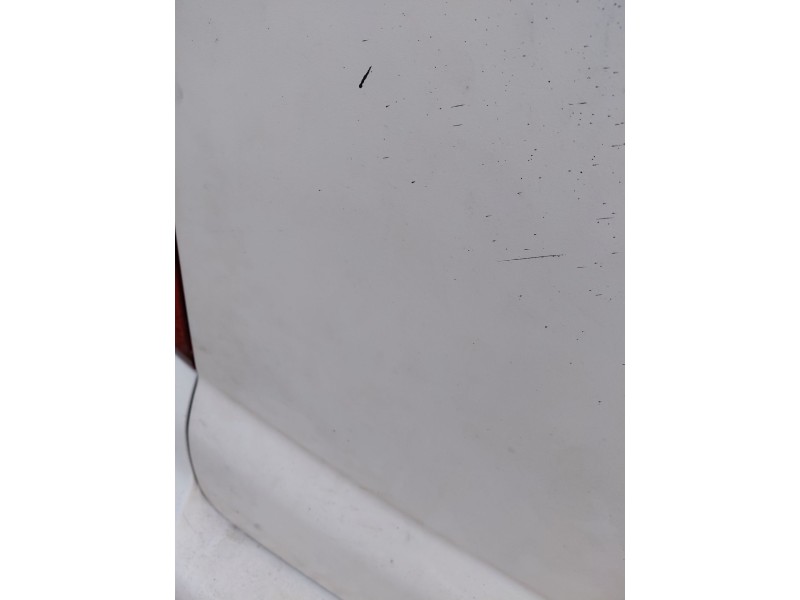 Recambio de porton trasero para hyundai trajet (fo) 2.0 referencia OEM IAM   