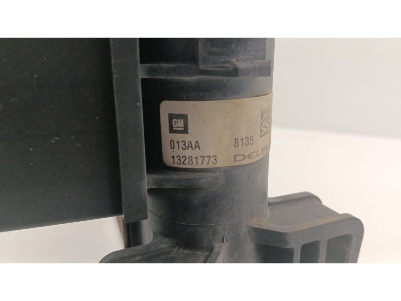 Recambio de radiador agua para opel astra j (p10) 1.6 (68) referencia OEM IAM 13281773  