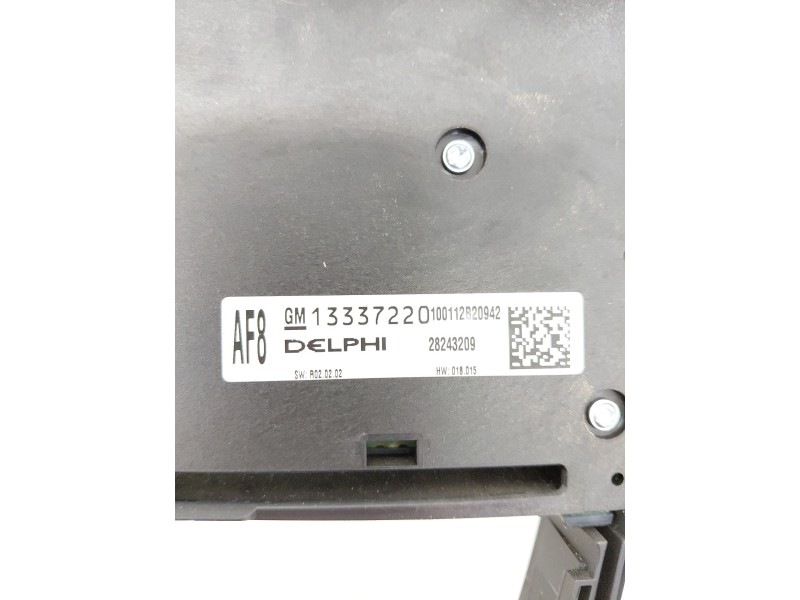 Recambio de sistema audio / radio cd para opel astra j (p10) 1.6 (68) referencia OEM IAM 13337220  