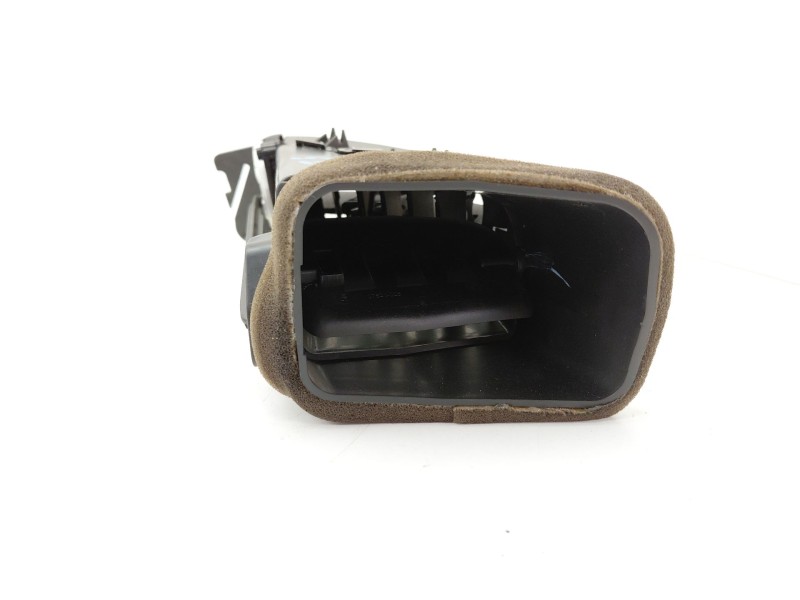 Recambio de rejilla aireadora para opel astra j (p10) 1.6 (68) referencia OEM IAM 13261539  