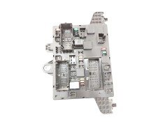 Recambio de caja reles / fusibles para opel astra j (p10) 1.6 (68) referencia OEM IAM 13302300  