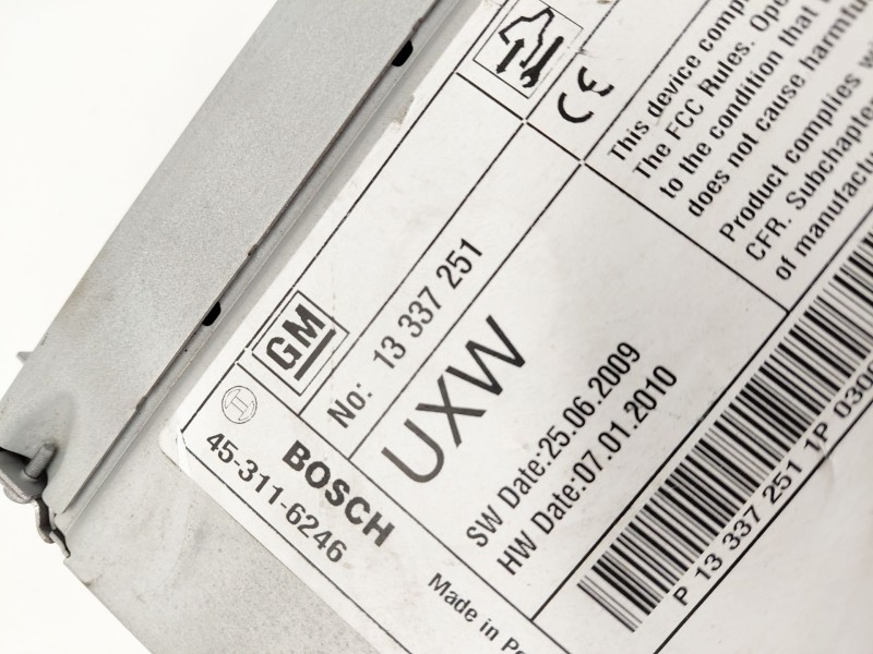 Recambio de sistema audio / radio cd para opel astra j (p10) 1.6 (68) referencia OEM IAM 13337251  
							