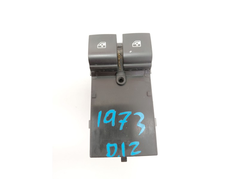 Recambio de mando elevalunas delantero izquierdo para opel astra j (p10) 1.6 (68) referencia OEM IAM 13305978  