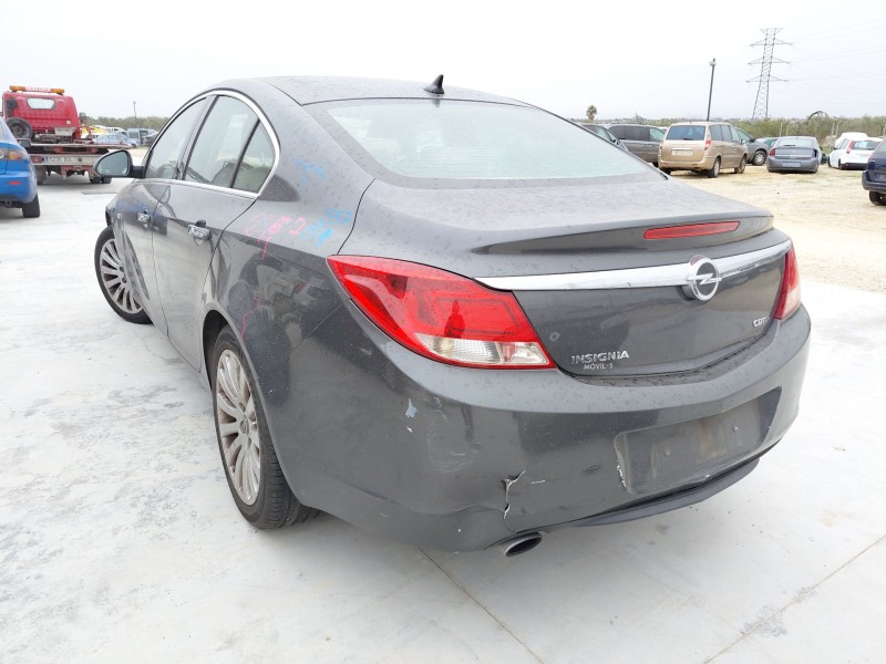 opel insignia a (g09) del año 2010
							