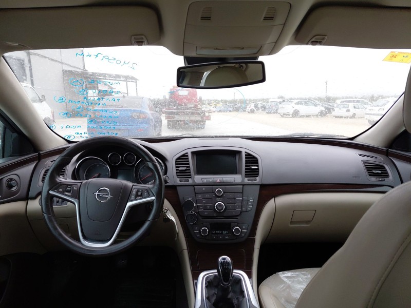 opel insignia a (g09) del año 2010
							