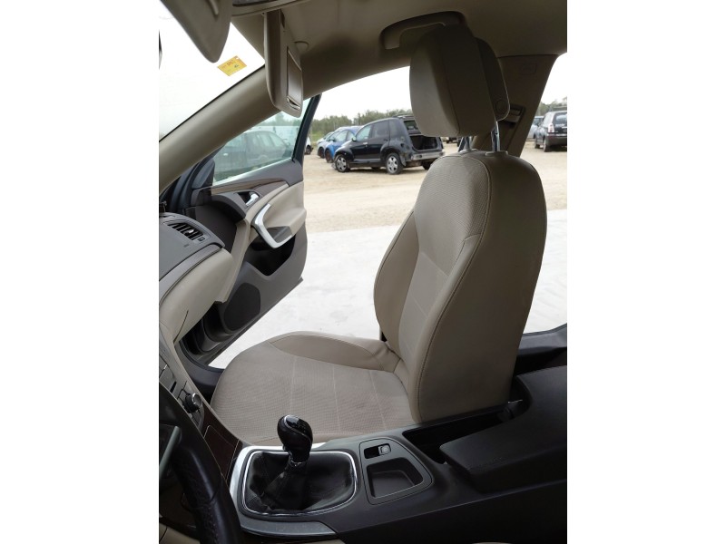 Recambio de asiento delantero derecho para opel insignia a (g09) 2.0 cdti (68) referencia OEM IAM   
							