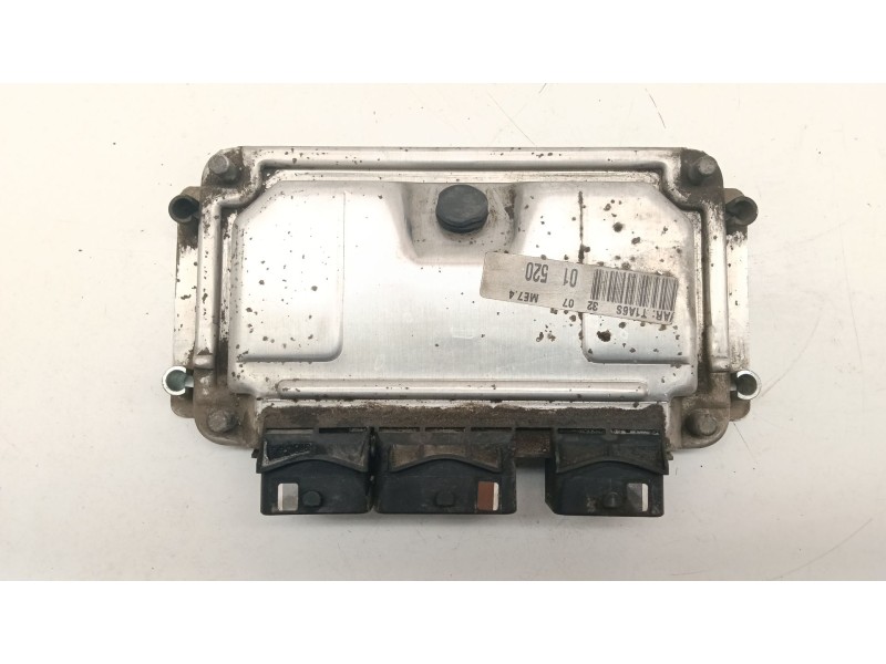 Recambio de centralita motor uce para peugeot 206 hatchback (2a/c) 1.6 16v referencia OEM IAM 0261207477  
							