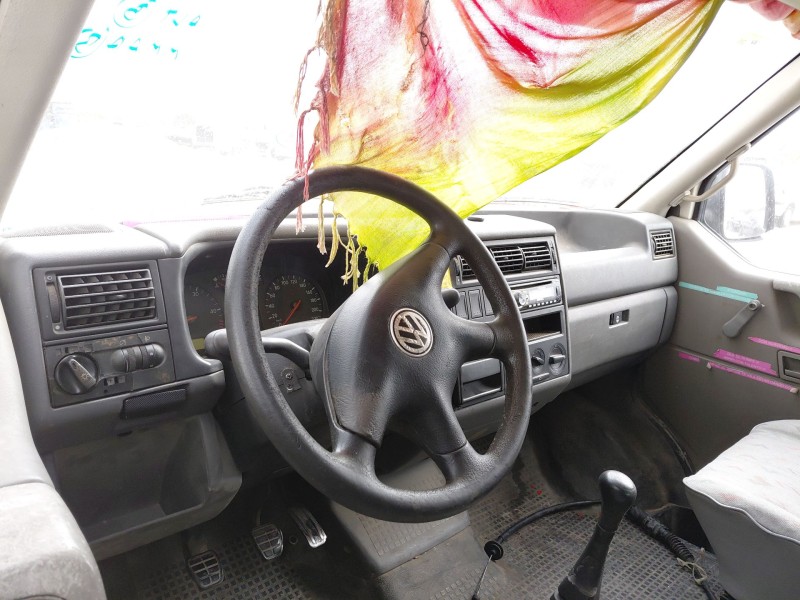 volkswagen transporter t4 furgoneta (70a, 70h, 7da, 7dh, 70j) del año 1999
							