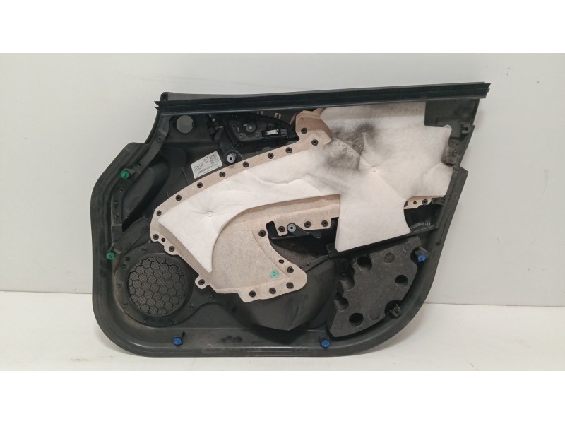 Recambio de guarnecido puerta delantera izquierda para opel astra j (p10) 1.6 (68) referencia OEM IAM   
							