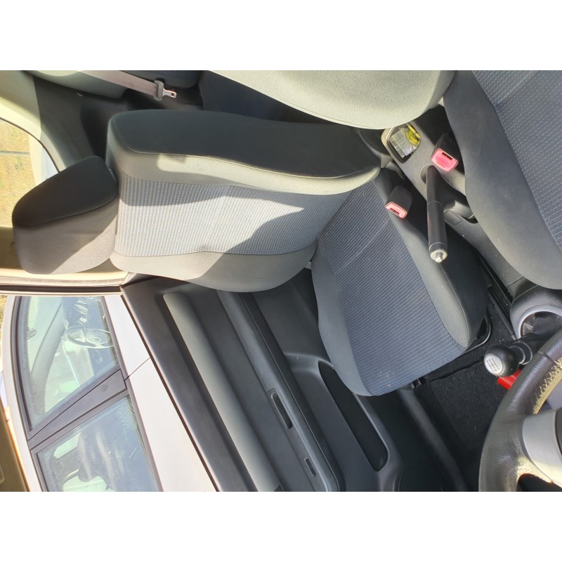 Recambio de asiento delantero derecho para suzuki swift berlina (mz) a01s referencia OEM IAM   