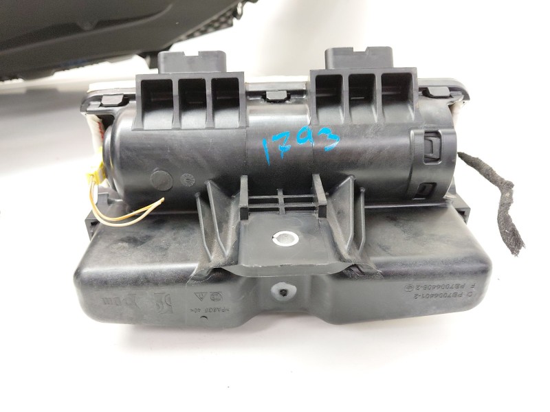 Recambio de salpicadero para opel corsa d 1.4 ecoflex 90 cv 5p referencia OEM IAM   
							
