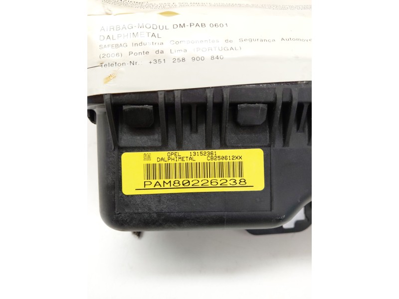Recambio de salpicadero para opel corsa d 1.4 ecoflex 90 cv 5p referencia OEM IAM   