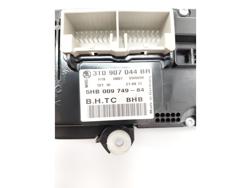 Recambio de mando climatizador para skoda octavia ii (1z3) 1.6 lpg referencia OEM IAM 3T0907044BR  
							