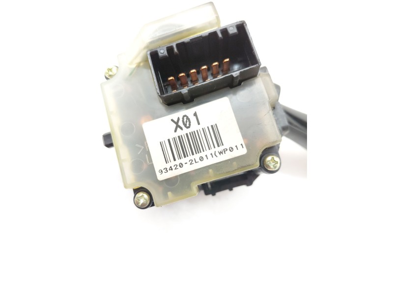 Recambio de mando multifuncion para hyundai i30 (fd) 1.4 referencia OEM IAM 934202L011  
							