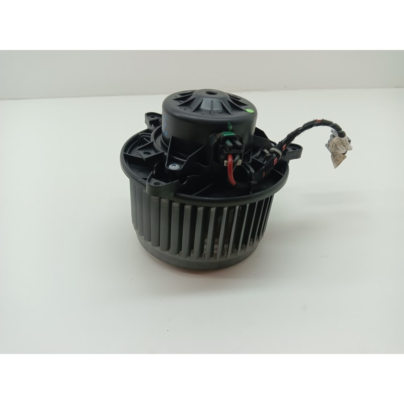 Recambio de ventilador calefaccion para opel insignia berlina 2.0 cdti cat referencia OEM IAM 5242673401  