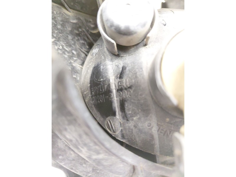 Recambio de faro antiniebla izquierdo para hyundai i30 (fd) 1.4 referencia OEM IAM 922012L000  
							