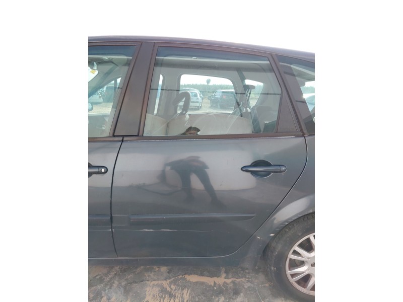 Recambio de puerta trasera izquierda para renault scénic ii (jm0/1_) 1.5 dci (jm1f) referencia OEM IAM   
