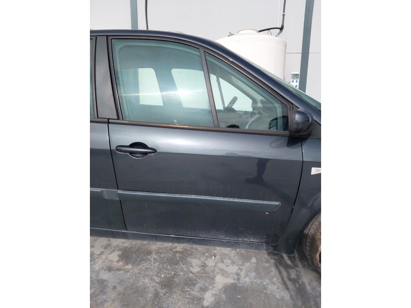 Recambio de puerta delantera derecha para renault scénic ii (jm0/1_) 1.5 dci (jm1f) referencia OEM IAM   