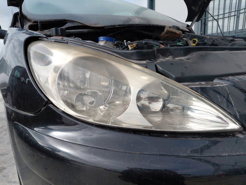 Recambio de faro derecho para peugeot 307 sw (3h) 2.0 hdi 135 referencia OEM IAM   