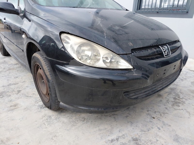 Recambio de paragolpes delantero para peugeot 307 sw (3h) 2.0 hdi 135 referencia OEM IAM   