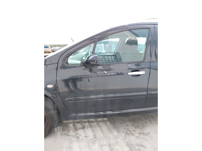 Recambio de puerta delantera izquierda para peugeot 307 sw (3h) 2.0 hdi 135 referencia OEM IAM   