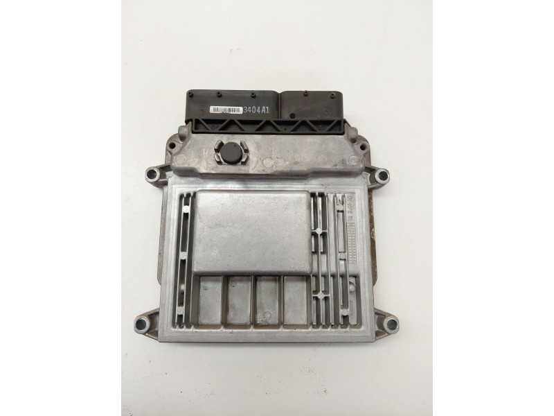 Recambio de centralita motor uce para hyundai i30 (fd) 1.4 referencia OEM IAM 391122B140  