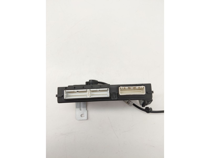 Recambio de modulo electronico para hyundai i30 (fd) 1.4 referencia OEM IAM 954002L100  