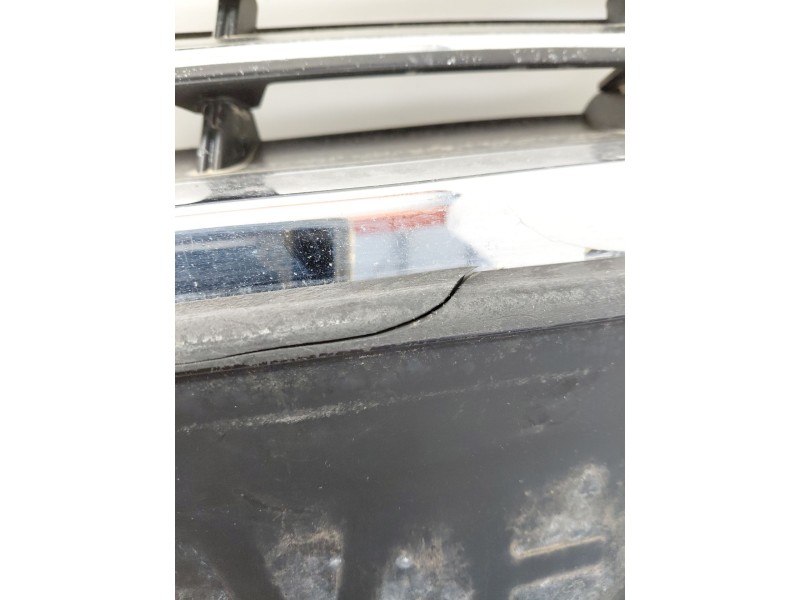 Recambio de calandra delantera de radiador para volkswagen passat b6 (3c2) 2.0 tdi 16v referencia OEM IAM   
							