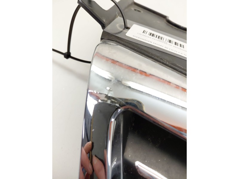 Recambio de calandra delantera de radiador para volkswagen passat b6 (3c2) 2.0 tdi 16v referencia OEM IAM   
							