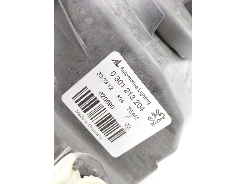 Recambio de faro derecho para peugeot 407 (6d_) 1.6 hdi 110 (6d9hzc, 6d9hyc) referencia OEM IAM   
							