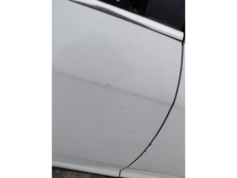 Recambio de puerta trasera derecha para ford focus iii 1.0 ecoboost referencia OEM IAM   