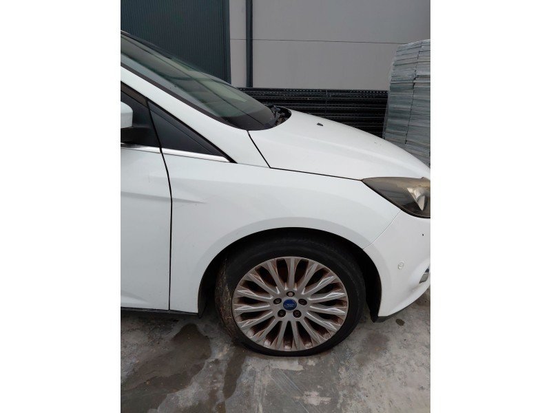 Recambio de aleta delantera derecha para ford focus iii 1.0 ecoboost referencia OEM IAM   