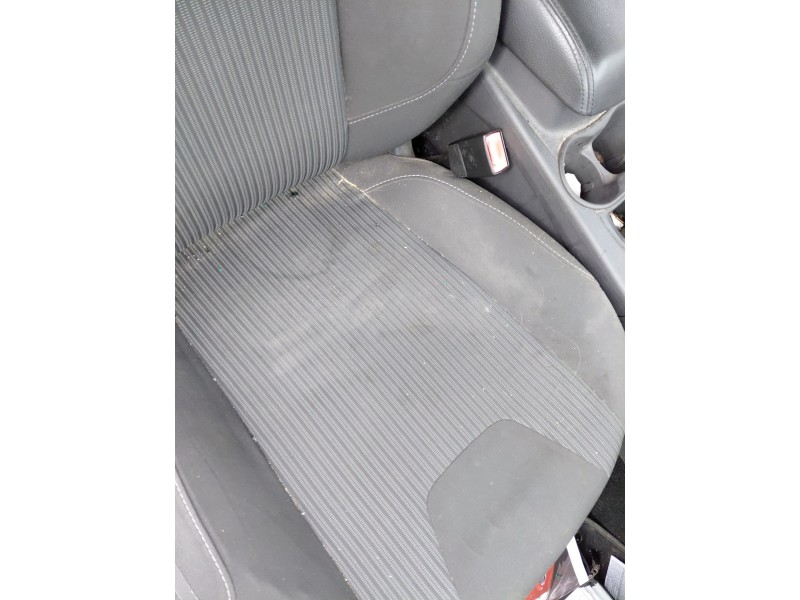 Recambio de asiento delantero derecho para ford focus iii 1.0 ecoboost referencia OEM IAM   