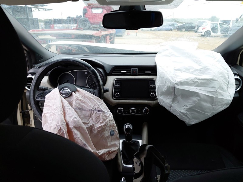 nissan micra v (k14) del año 2020
							