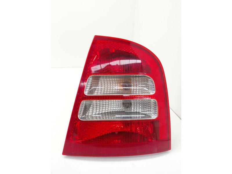 Recambio de piloto trasero izquierdo para skoda octavia i (1u2) 1.9 tdi referencia OEM IAM 1U6945112  