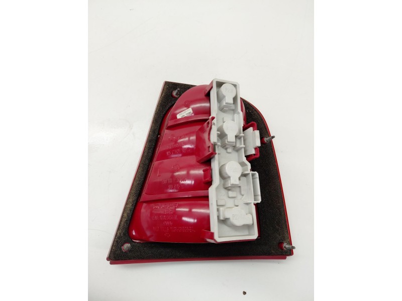 Recambio de piloto trasero derecho para skoda octavia i (1u2) 1.9 tdi referencia OEM IAM 1U6945095  