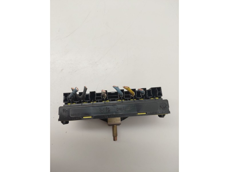 Recambio de caja reles / fusibles para peugeot 407 (6d_) 1.6 hdi 110 (6d9hzc, 6d9hyc) referencia OEM IAM 9636079380  
							