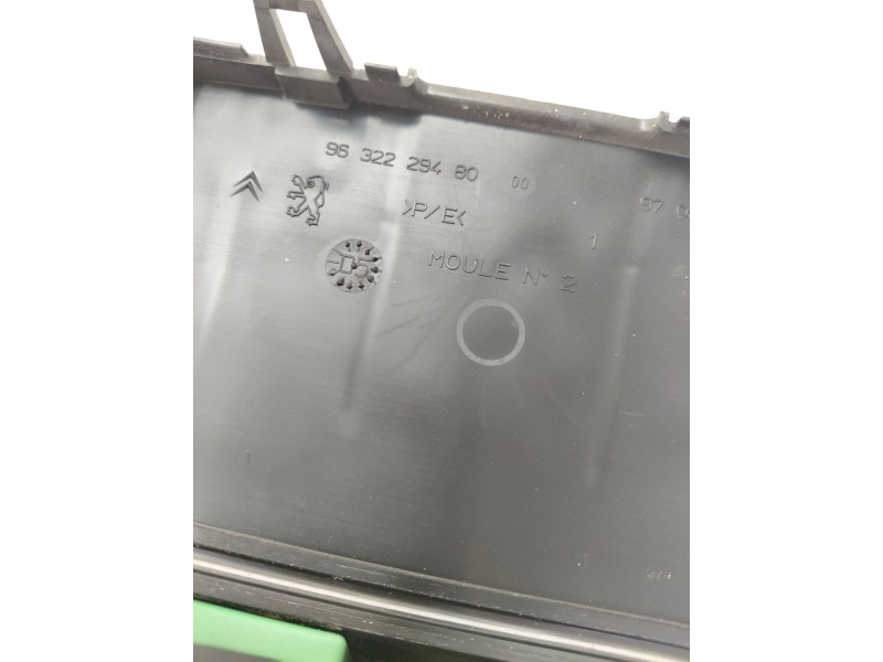 Recambio de caja reles / fusibles para peugeot 407 (6d_) 1.6 hdi 110 (6d9hzc, 6d9hyc) referencia OEM IAM 9632229480  