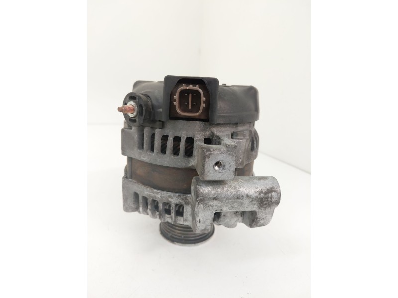 Recambio de alternador para toyota avensis (_t25_) 2.0 d-4d (adt250_) referencia OEM IAM 270600G011  