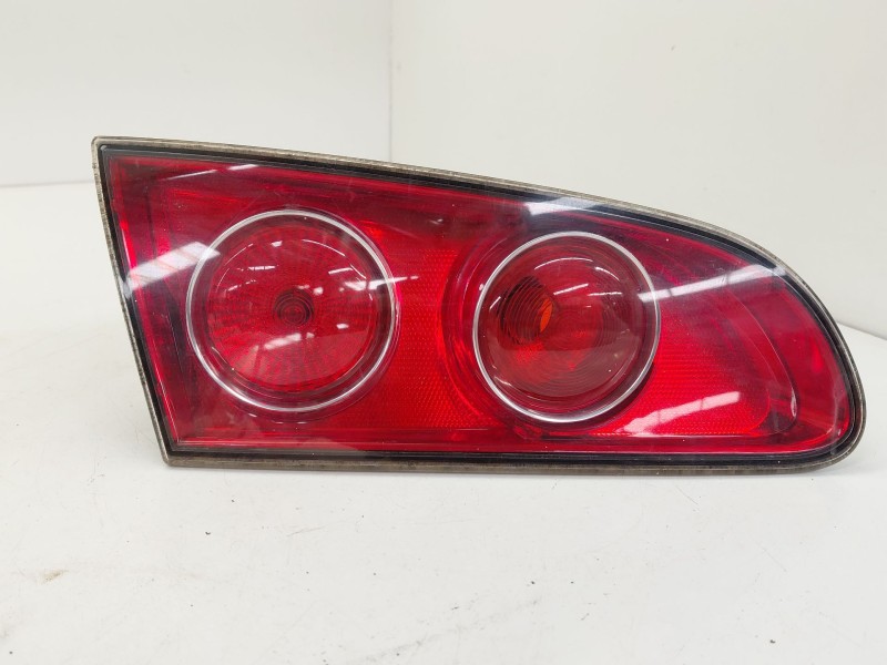 Recambio de piloto trasero izquierdo interior para seat ibiza iii (6l1) 1.4 16v referencia OEM IAM 6L6945093  
							