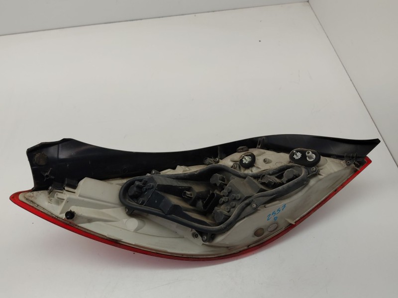 Recambio de piloto trasero derecho para opel insignia a (g09) 2.0 cdti (68) referencia OEM IAM   
							