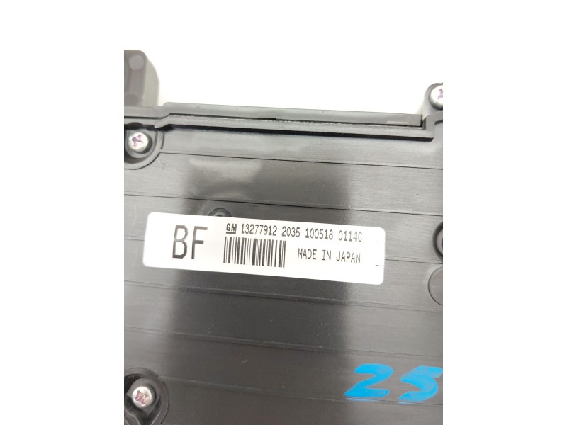 Recambio de sistema audio / radio cd para opel insignia a (g09) 2.0 cdti (68) referencia OEM IAM 13277912  