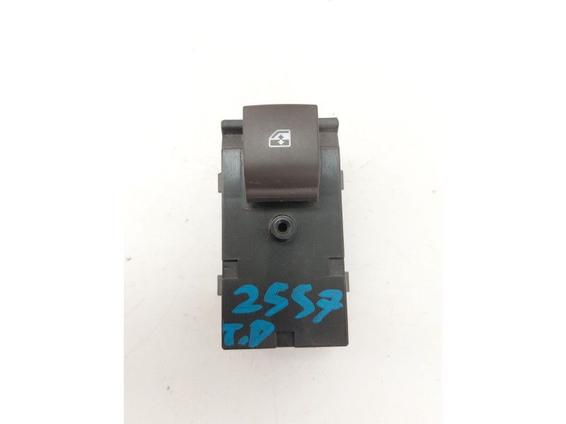 Recambio de mando elevalunas trasero derecho para opel insignia a (g09) 2.0 cdti (68) referencia OEM IAM 13301889  