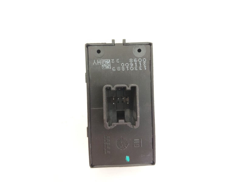 Recambio de mando elevalunas trasero derecho para opel insignia a (g09) 2.0 cdti (68) referencia OEM IAM 13301889  