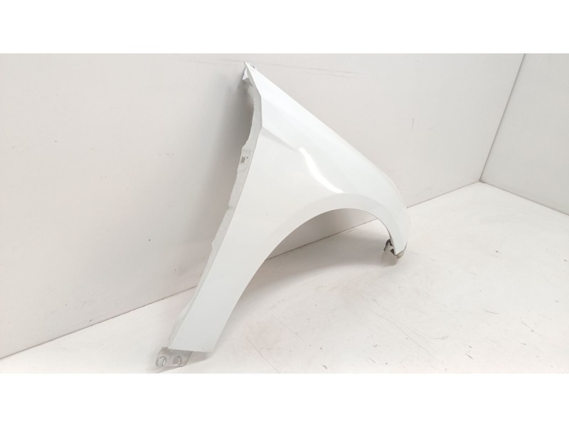 Recambio de aleta delantera derecha para ford focus iii 1.0 ecoboost referencia OEM IAM   
							