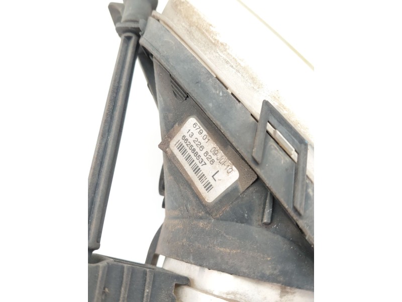 Recambio de faro antiniebla izquierdo para opel insignia a (g09) 2.0 cdti (68) referencia OEM IAM 13226828  